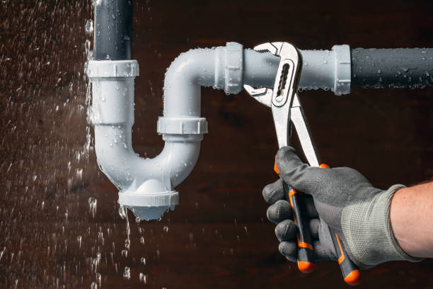Professional Leak Detection technician working in Cohasset, MA